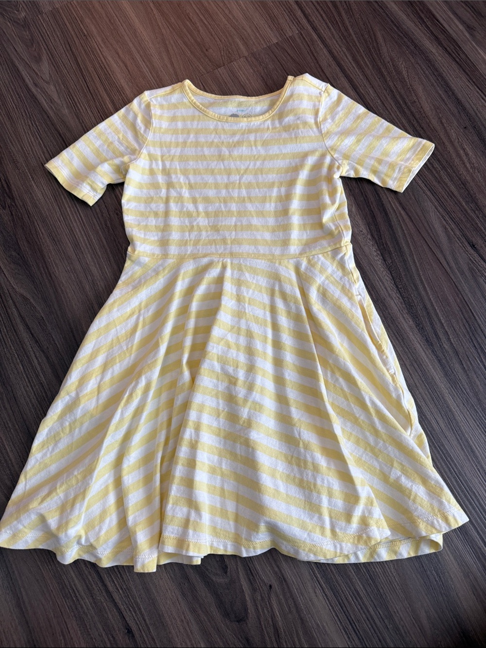 Primary Yellow and White Striped Casual Girls' Dress Size 6-7 with Pockets